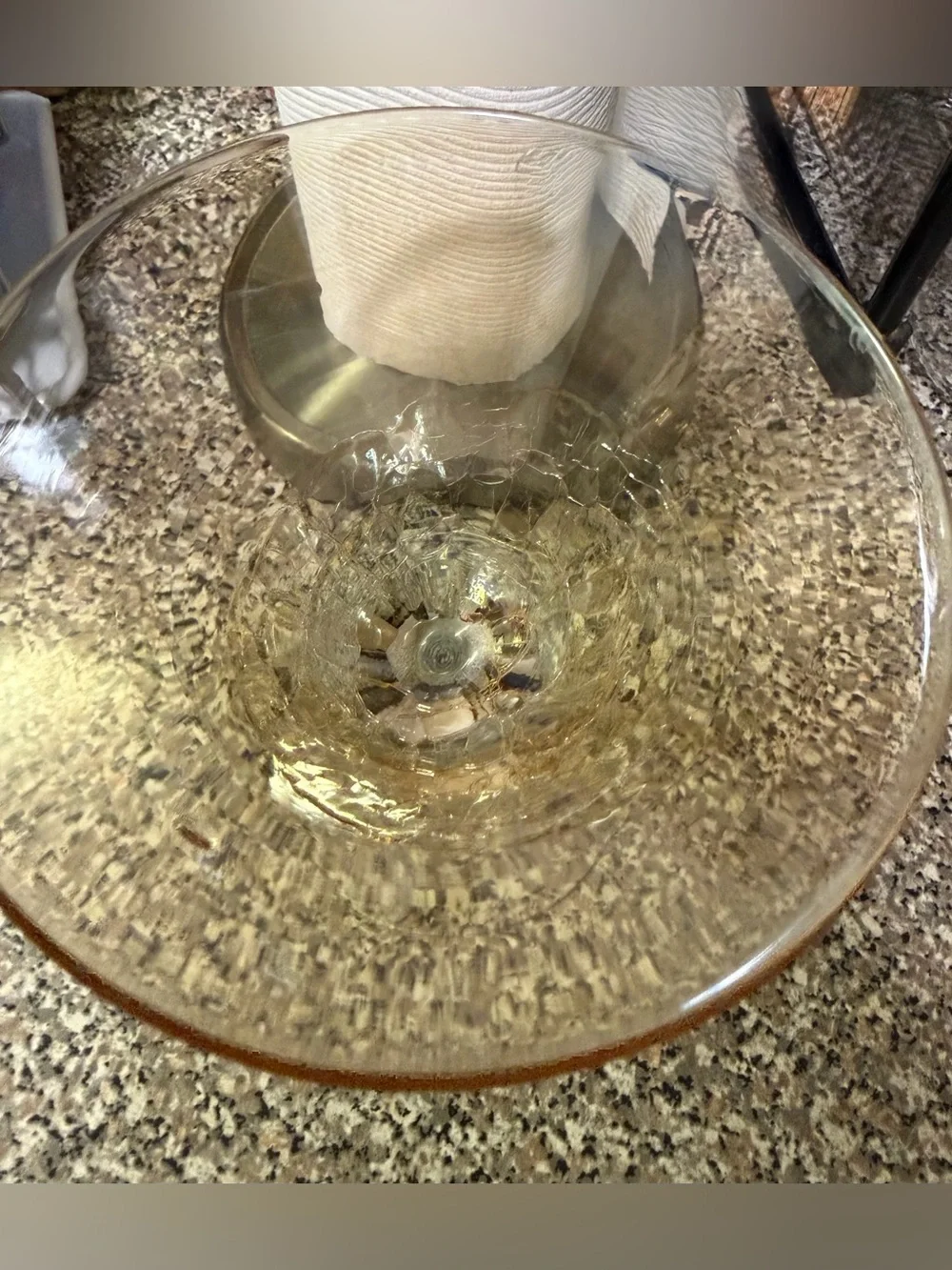 (4) Pier 1 Amber Crackle Martini Glasses-Never used 🍸